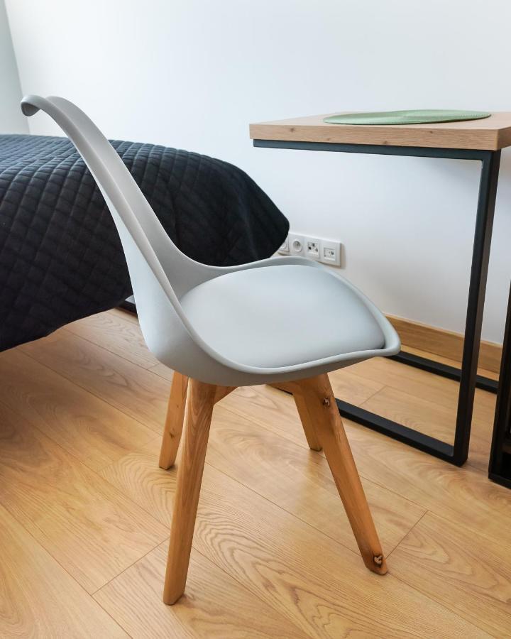 Wola Skwer Happy Apartment Varsovie Extérieur photo